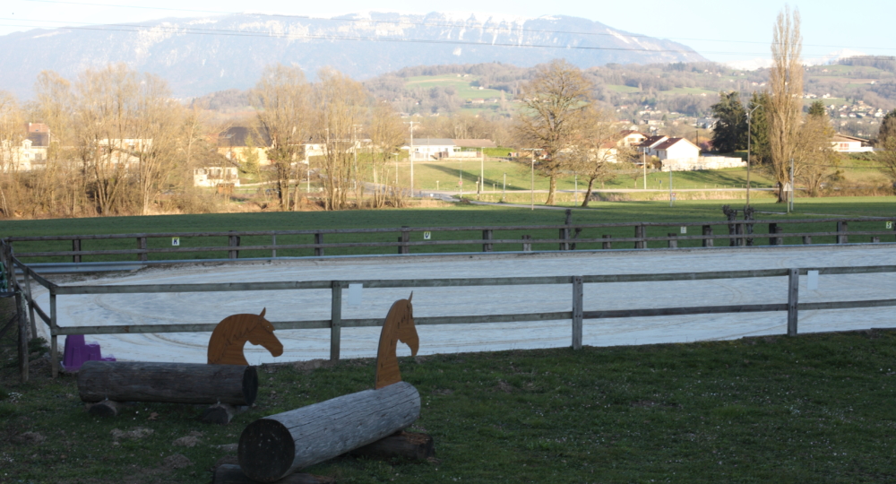 Les écuries des Pious, un charmant poney-club savoyard labellisé EquuRES