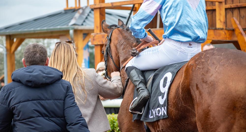 Les hippodromes de Lyon renouvellent leur labellisation au niveau progression !