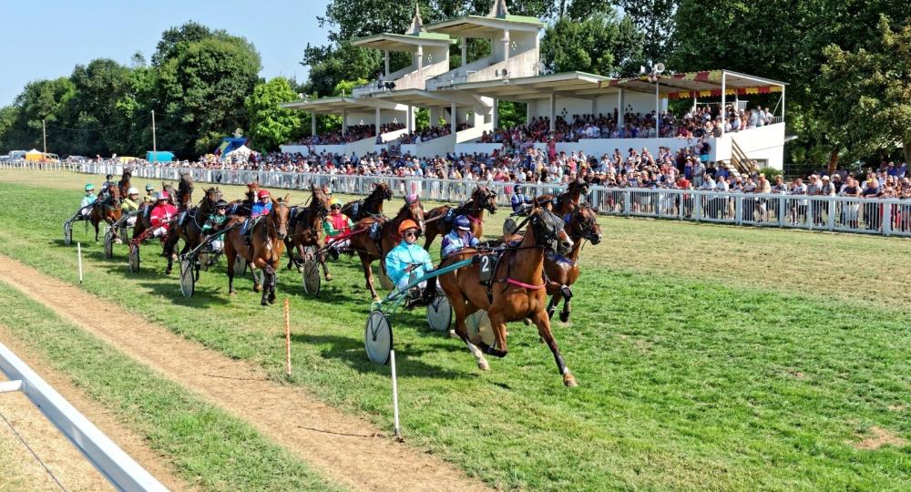 L'hippodrome de Chinon, en région Centre-Val-de-Loire, se labellise EquuRES