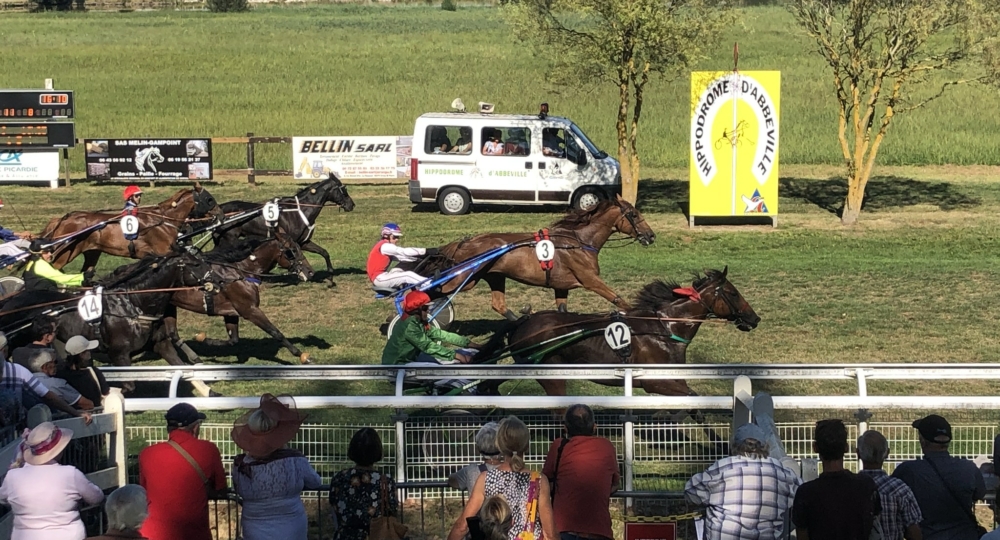 L'Hippodrome d'Abbeville Baie de Somme, labellisé EquuRES à l'échelon engagement !