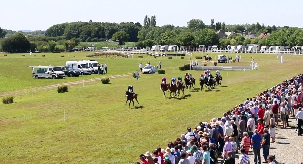 L'hippodrome de Dinan, en région Bretagne, se labellise EquuRES