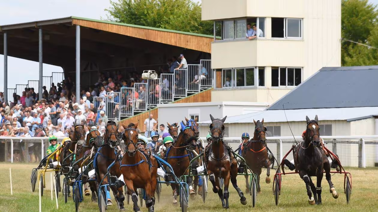 L'hippodrome d'Erbray Moisdon Nozay s'engage en faveur de l'environnement et du bien-être des chevaux en se labellisant EquuRES