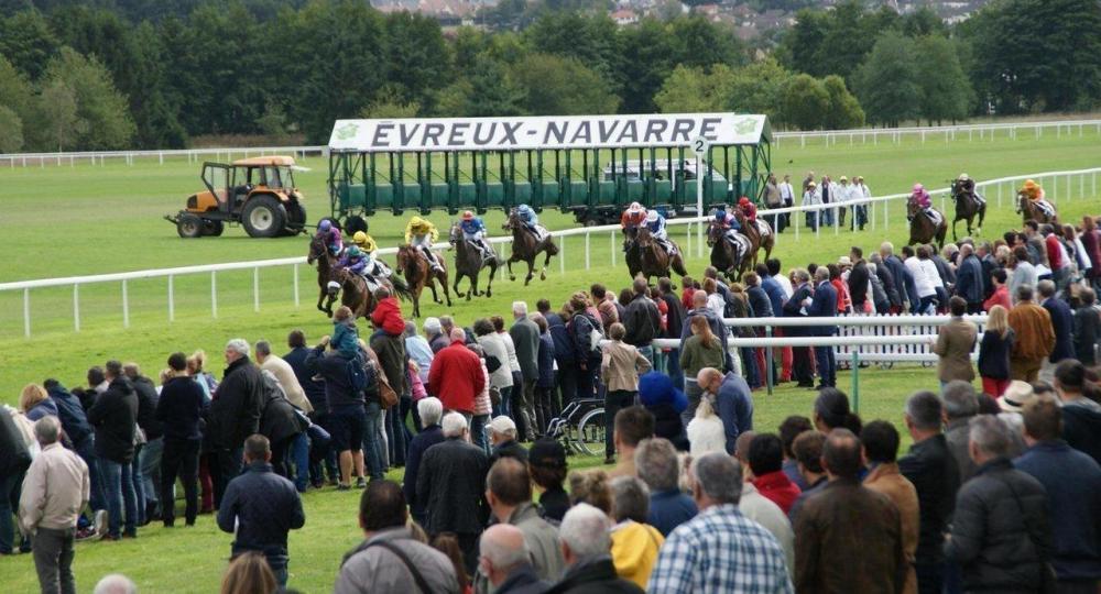 L'Hippodrome d'Evreux - Navarre renouvelle sa labellisation en faveur de l'environnement et du bien - être animal