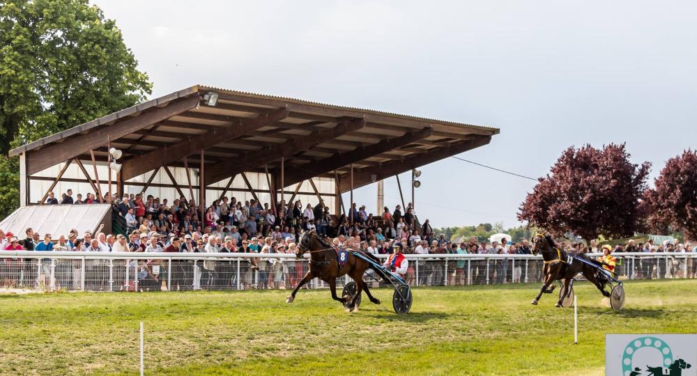 L'Hippodrome Le Neubourg, dans l'Eure, est labellisé EquuRES à l'échelon engagement !