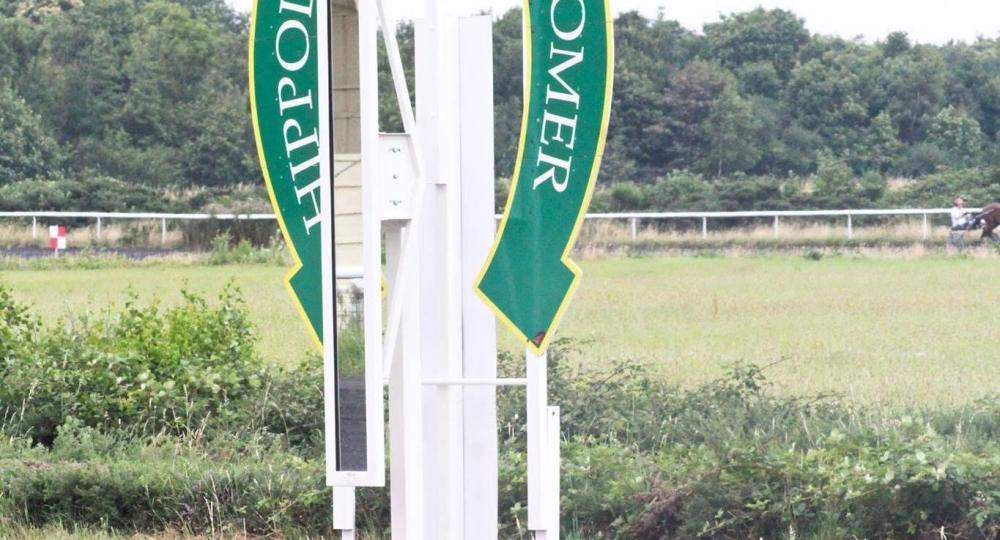 L'hippodrome de Saint Omer, au Pas-de-Calais, renouvelle sa labellisation EquuRES
