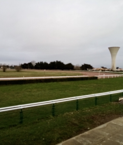 L'Hippodrome de Machecoul, en Loire-Atlantique, s'engage en faveur du bien-être et de l'environnement !