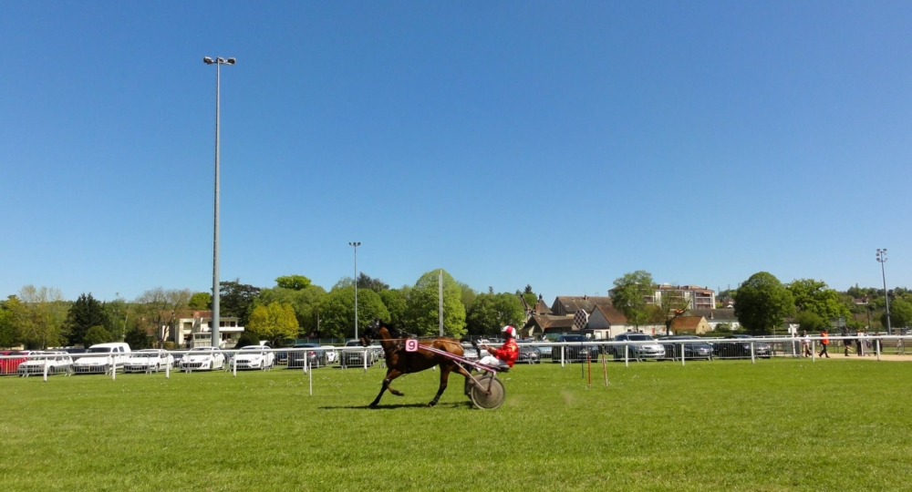 L'Hippodrome de Montluçon-Néris, obtient le Label EquuRES