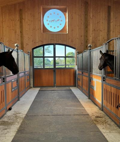 Le Haras Damelot obtient sa labellisation EquuRES Bien-être animal et Environnement !