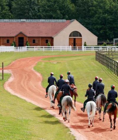 Le Domaine de Montjay, en Seine-et-Marne, est labellisé EquuRES Bien-être animal et environnement au niveau Engagement !