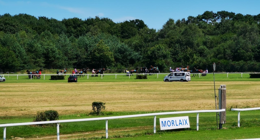 L'Hippodrome de Morlaix Langolvas, dans le Finistère, labellisé EquuRES !