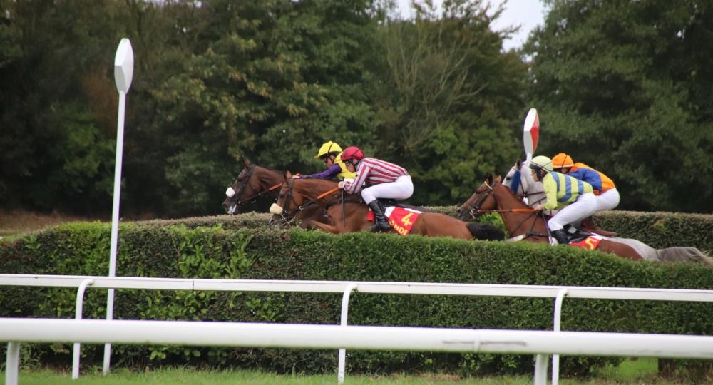 L'hippodrome de Landivisiau, situé dans le Finistère, renouvelle sa labellisation EquuRES