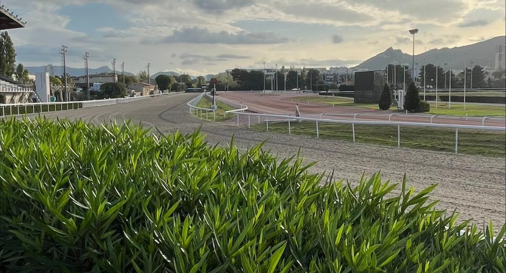 L'hippodrome de Pont de Vivaux, labellisé EquuRES à l'échelon engagement !